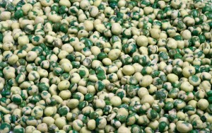 wasabi peas